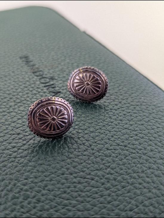 Jewelry - ✨ Vintage Sterling Silver Oval Sunburst Concho Earrings ✨